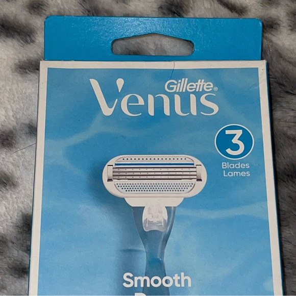 Gillette Venus Razor - Picture 2 of 10